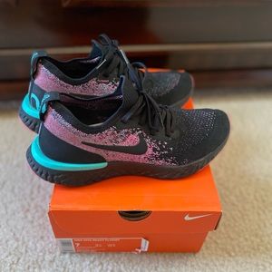 Nike Epic react Miami vice